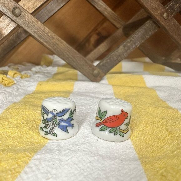 Other - Decorative Bird-Themed Ceramic Thimbles